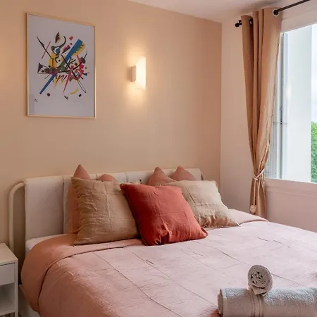 Appartamento Spacious Nest For 10 People *